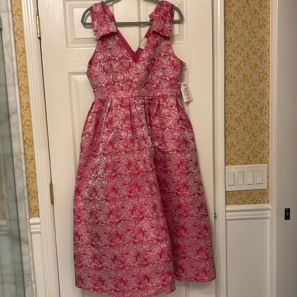 Pink dress with bows on shoulder